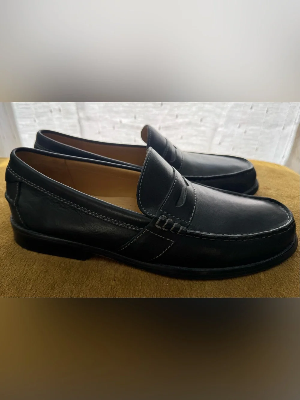 Clarks Men’s Black Leather Penny Loafers